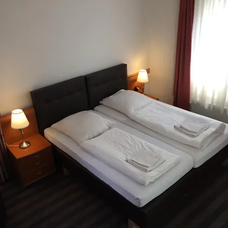 Marjani Hotell 3*