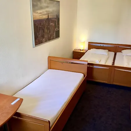 Marjani 3* Hannover
